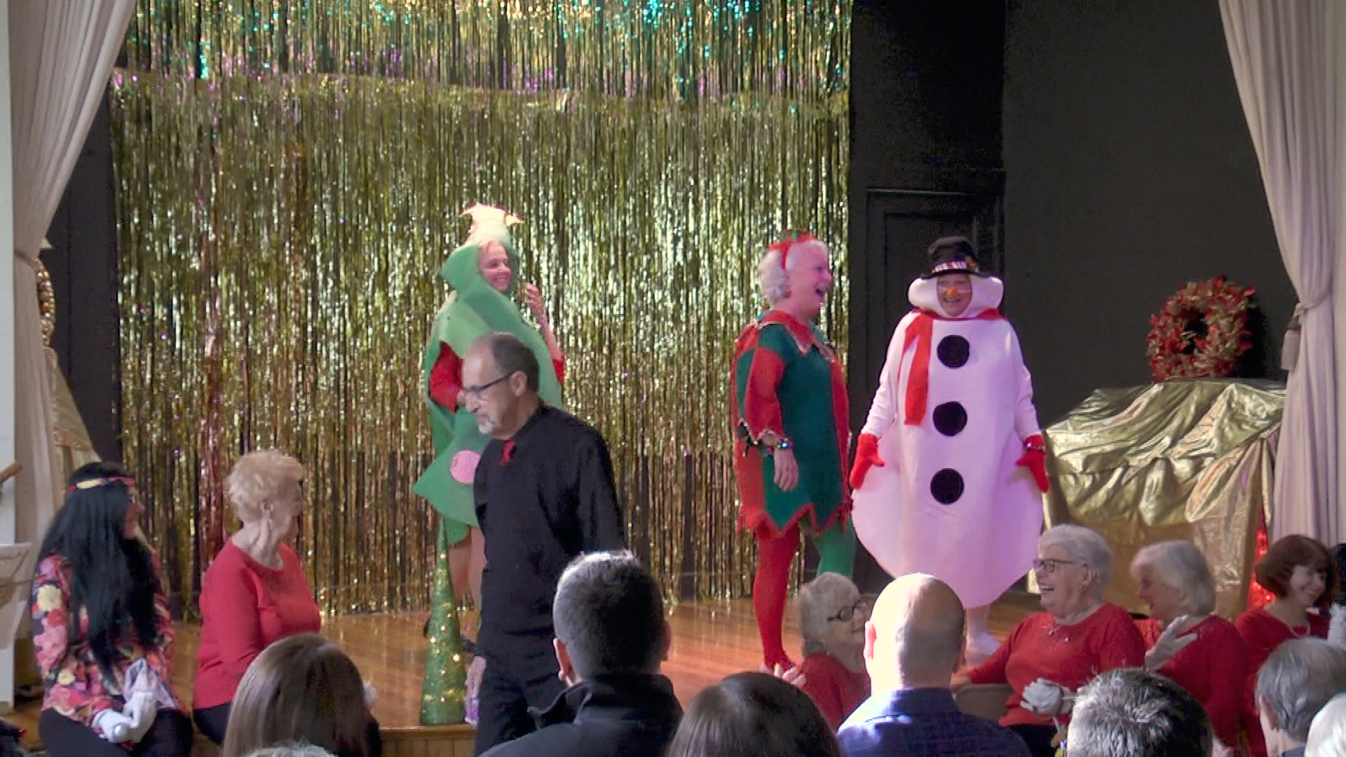 Thumbnail image for Smile a While Annual Holiday Performance