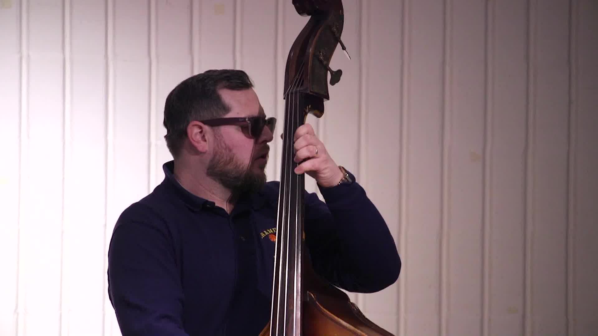 Thumbnail image for Abe Ovadia, Jazz Guitarist