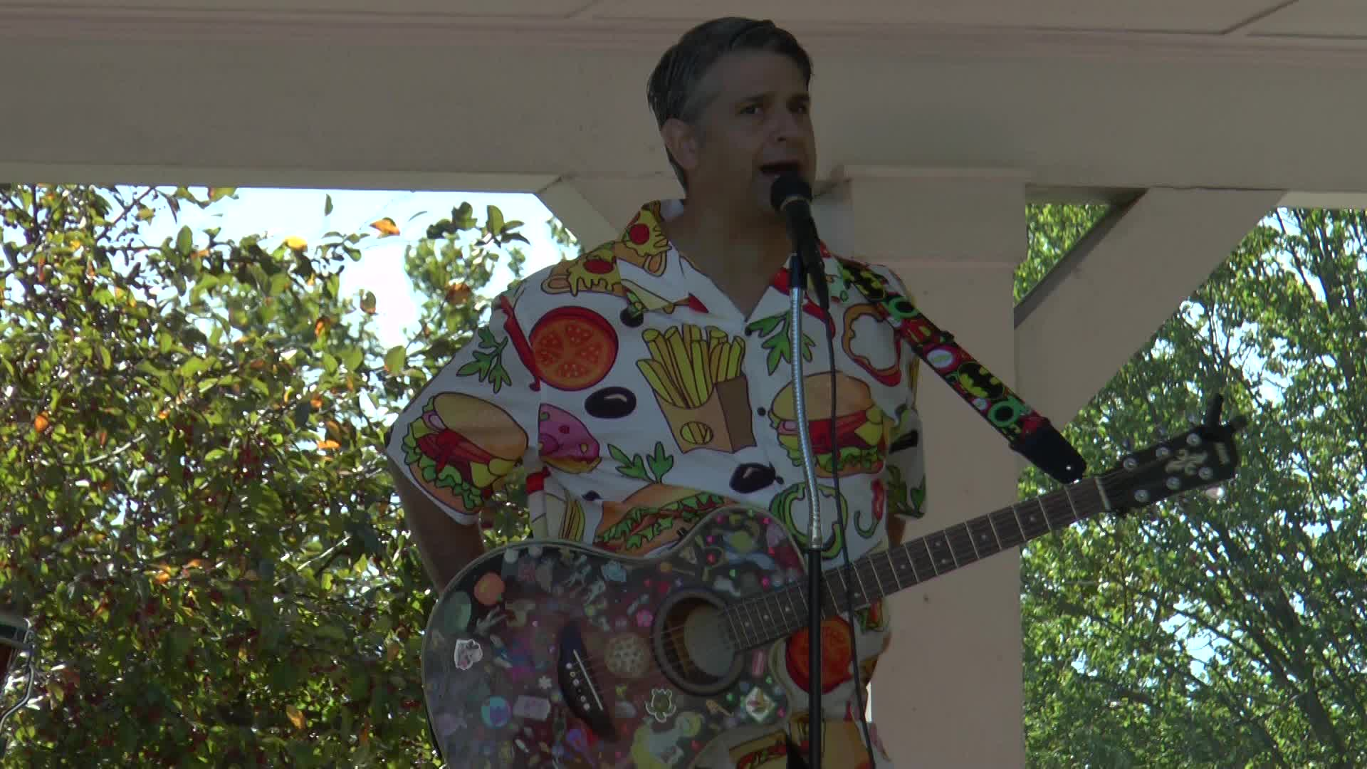 Thumbnail image for 2021 Arts Festival Entertainment:  Tom Weber